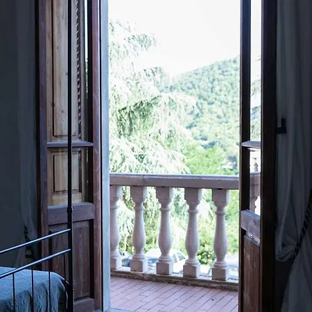 Rosa Panzano Country house